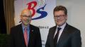 Ministerpräsident Torsten Albig (links) stellte sich im Best Western Hotel Prisma den Fragen und Anregungen der BDS Mitglieder.